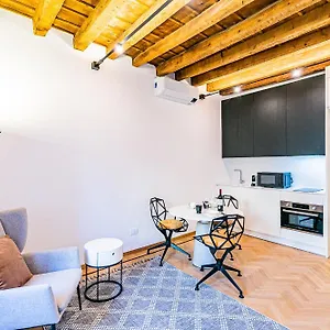 https://dream-suites-mi-brisa-meravigli.it-lombardy.com